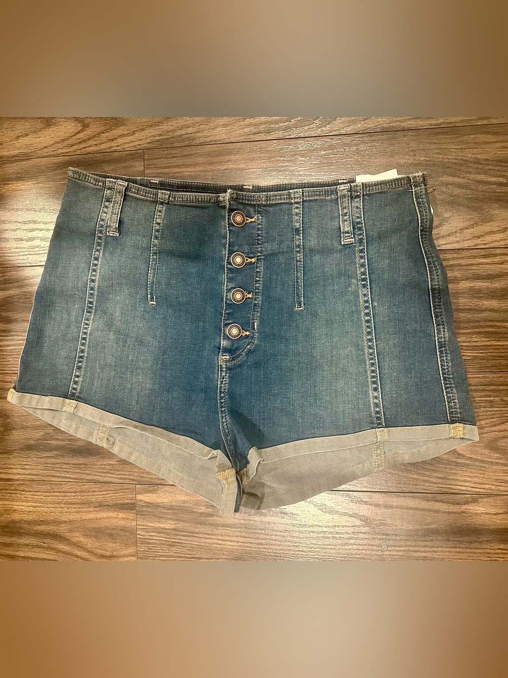 Free People CRVY Oasis Medium Blue High-Rise Button-Front Denim Shorts 30 NWT